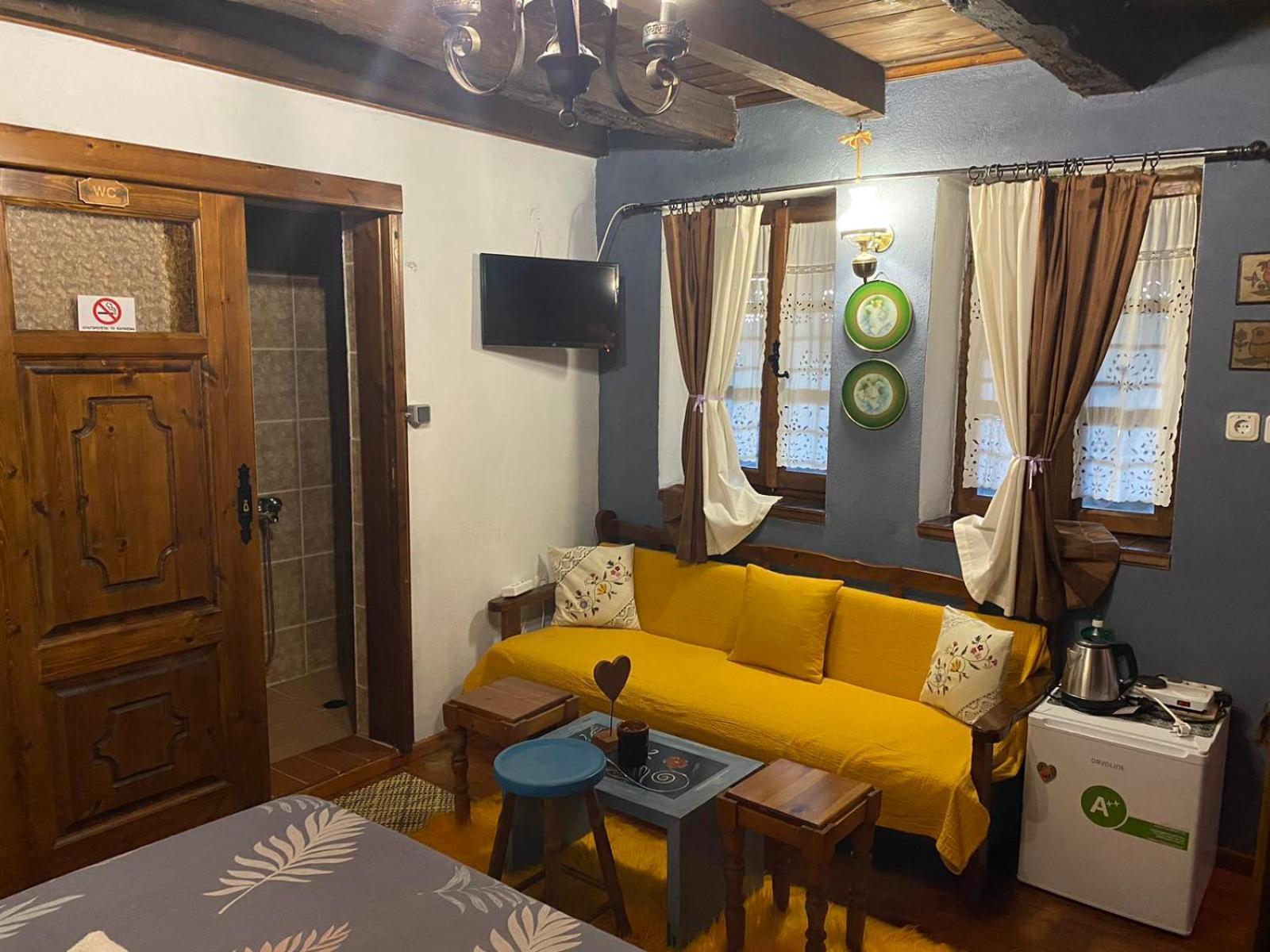 Traditional Guesthouse Erato Palaios Panteleimonas Dış mekan fotoğraf