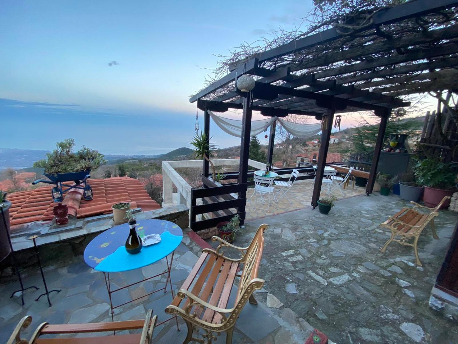 Traditional Guesthouse Erato Palaios Panteleimonas Dış mekan fotoğraf