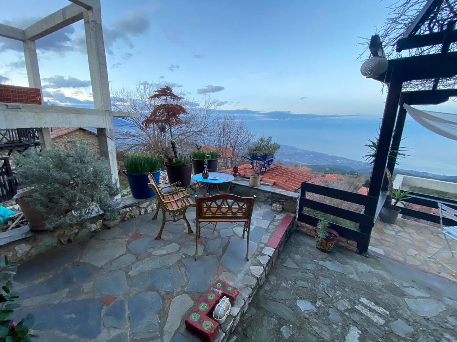 Traditional Guesthouse Erato Palaios Panteleimonas Dış mekan fotoğraf