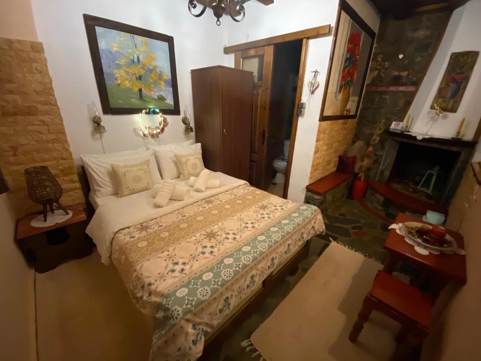 Traditional Guesthouse Erato Palaios Panteleimonas Dış mekan fotoğraf
