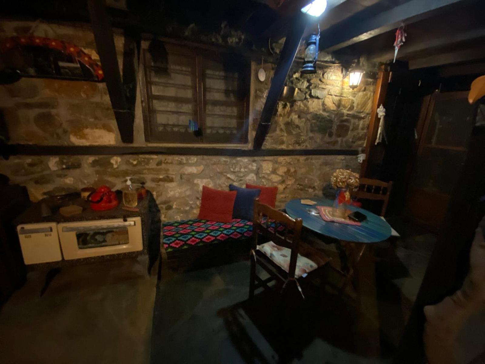 Traditional Guesthouse Erato Palaios Panteleimonas Dış mekan fotoğraf